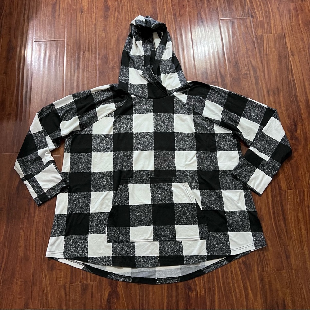 Lularoe Amber Hoodie Black and White Buffalo Plaid Pattern size 3XL